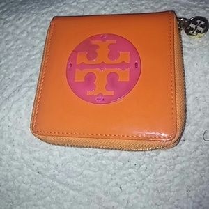 TORY BURCH BIFOLD WALLET